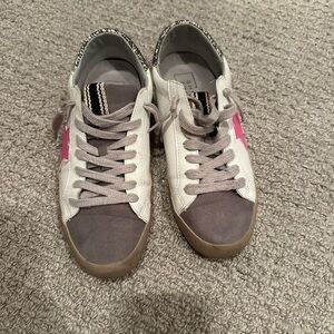SHUSHOP size 6 sneakers